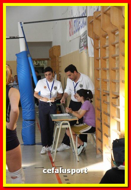 150523 volley 214_tn.jpg